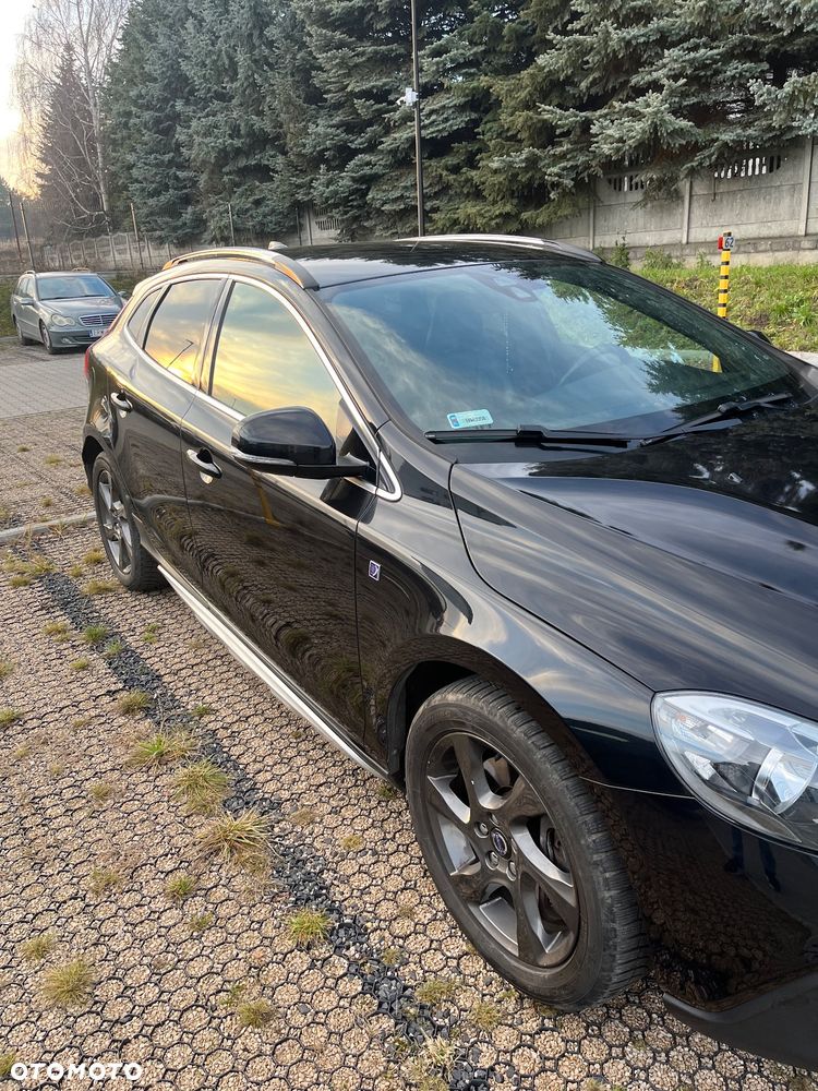 Volvo V40 D2 Ocean Race - 11