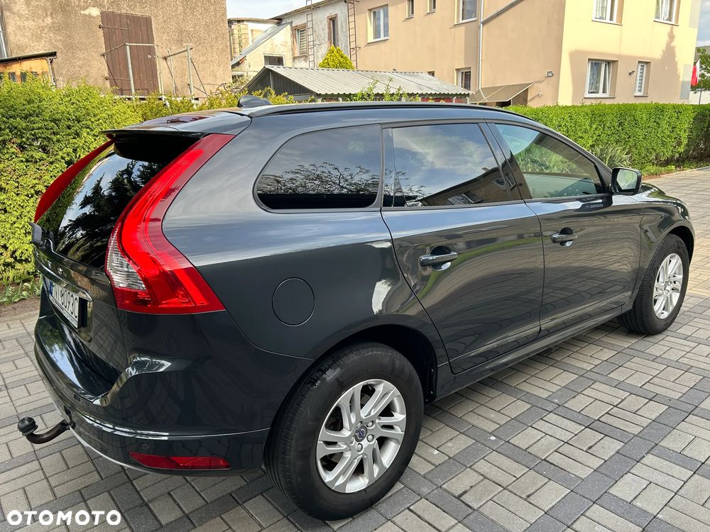 Volvo XC 60 - 4