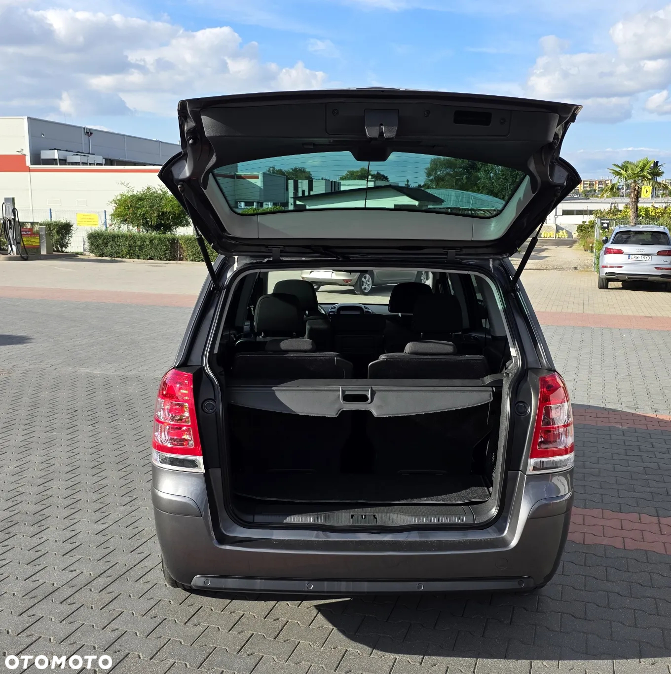 Opel Zafira 1.6 Cosmo - 5