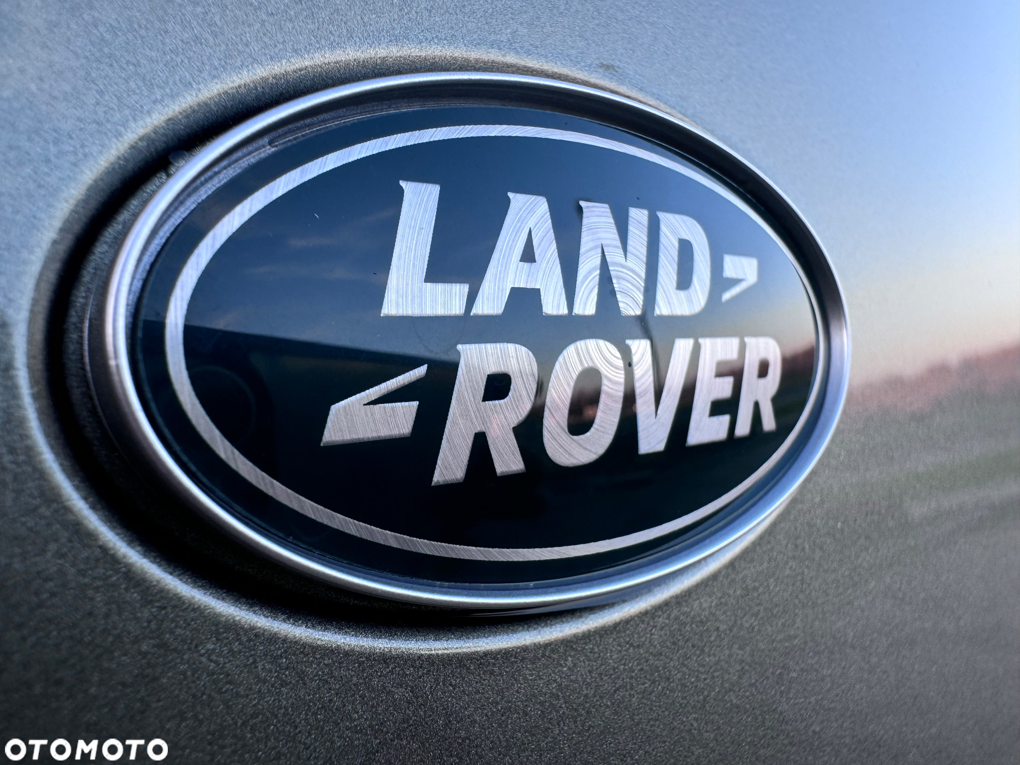 Land Rover Defender - 13