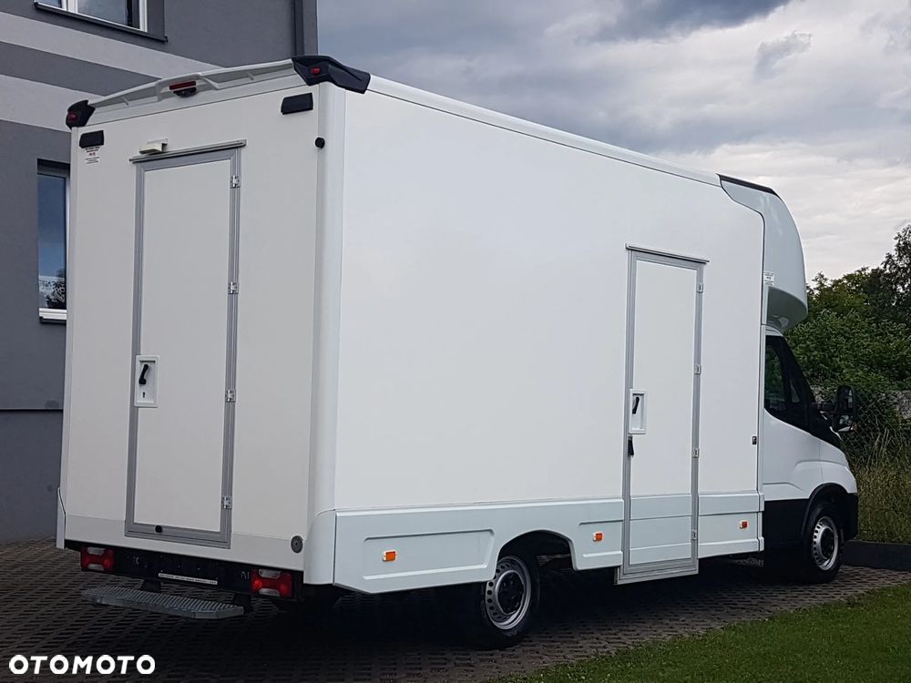 Iveco DAILY KONTENER NISKOPODŁOGOWY 4,43x2,23x2,42 SKLEP FOODTRUCK BAR KLIMA KONIOWÓZ KAMPER - 4