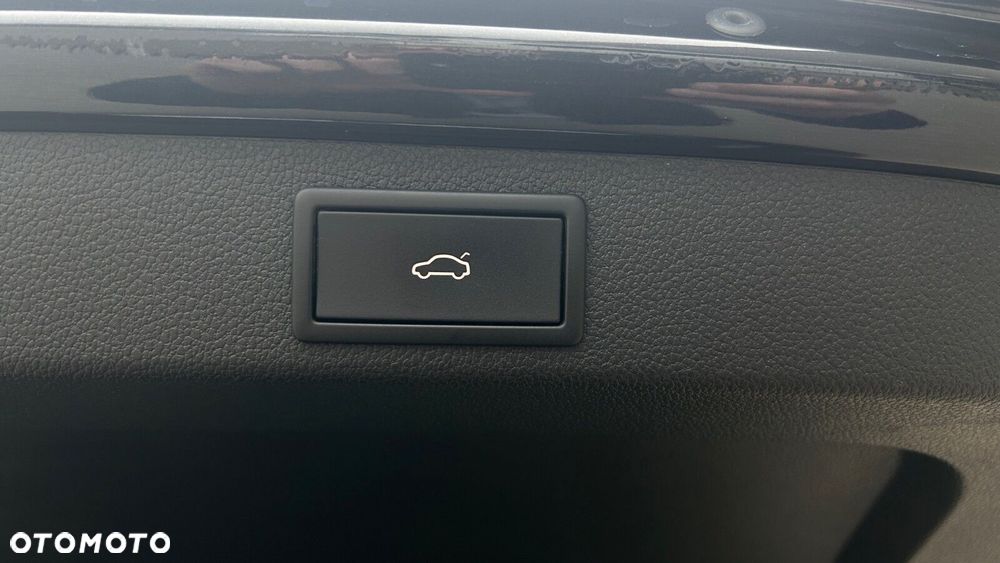 Skoda Superb 2.0 TDI SCR Style DSG - 34