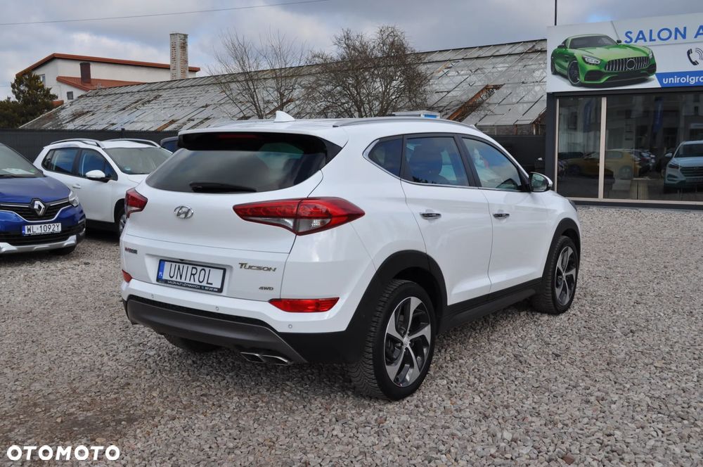 Hyundai Tucson 2.0 CRDI 4WD Automatik Premium - 7
