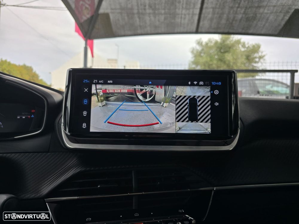 Peugeot 2008 1.2 PureTech Allure - 18