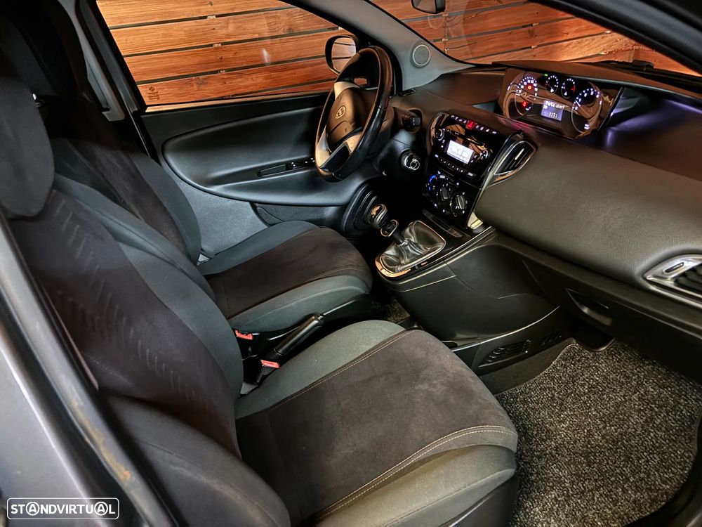 Lancia Ypsilon 1.2 S&S Gold - 4