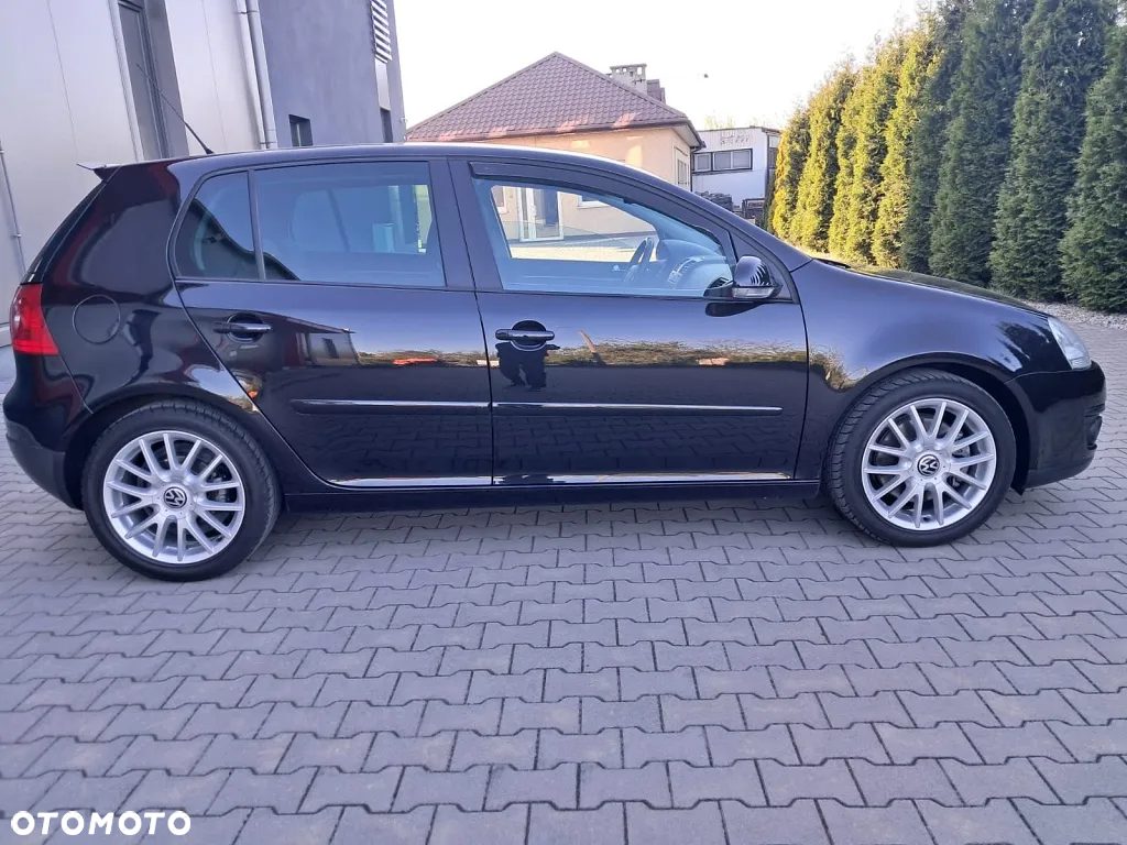 Volkswagen Golf 2.0 TDI DPF GT - 13