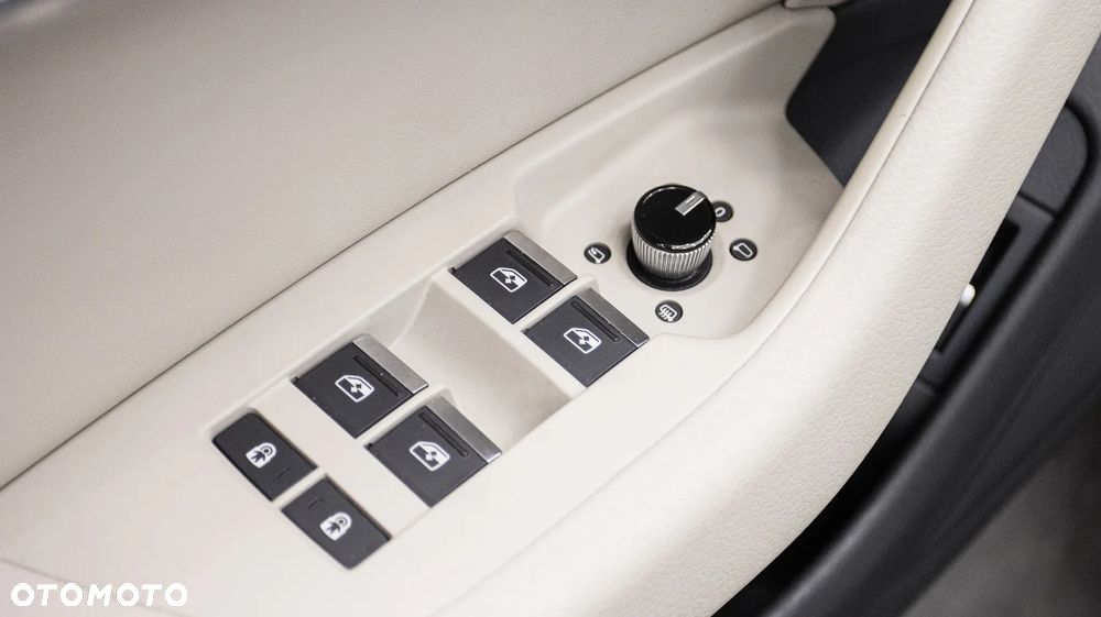Audi A6 Avant 45 TDI quattro tiptronic design - 33