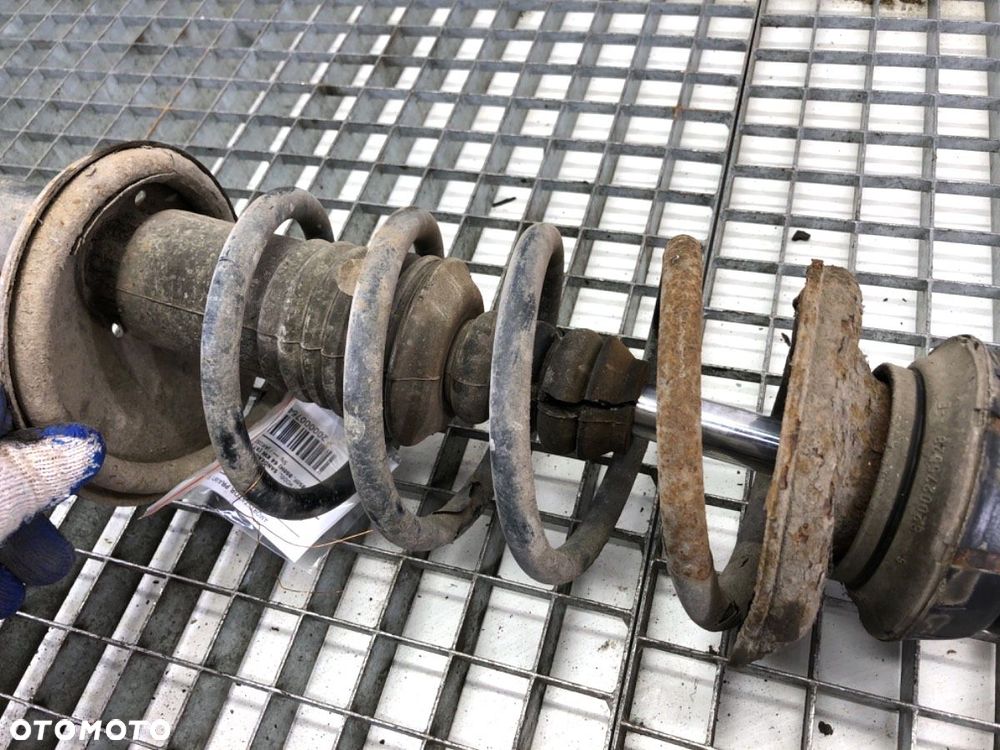 AMORTYZATOR PRAWY PRZÓD  DACIA SANDERO 2008 - 2022 1.6 (BS0R, BS0D, BS0B, BS0F, BS0H) 64 kW [87 KM] - 4