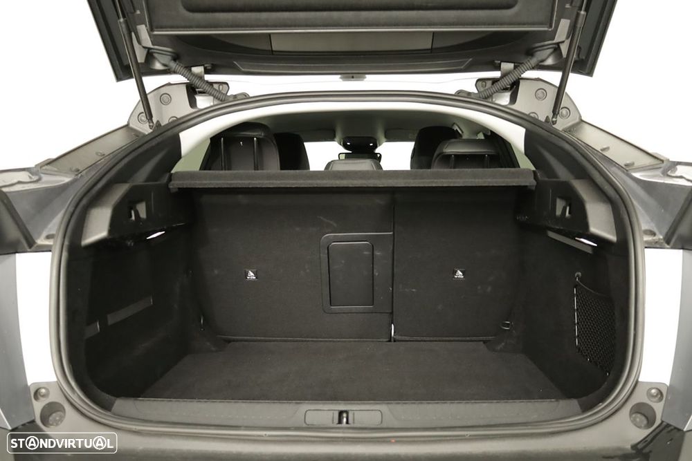 Peugeot 408 1.2 PureTech Allure EAT8 - 22