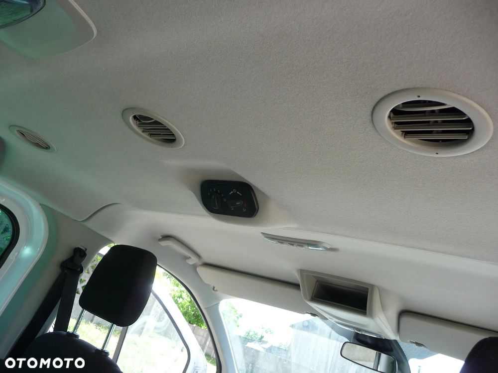 Ford Transit Custom 310 L2H1 Limited - 13