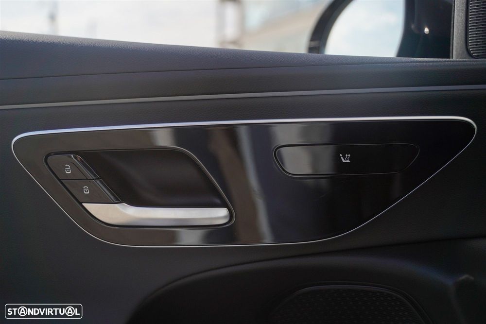 Mercedes-Benz E 300 de - 38