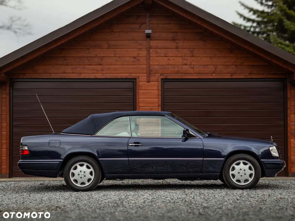 Mercedes-Benz Klasa E - 9