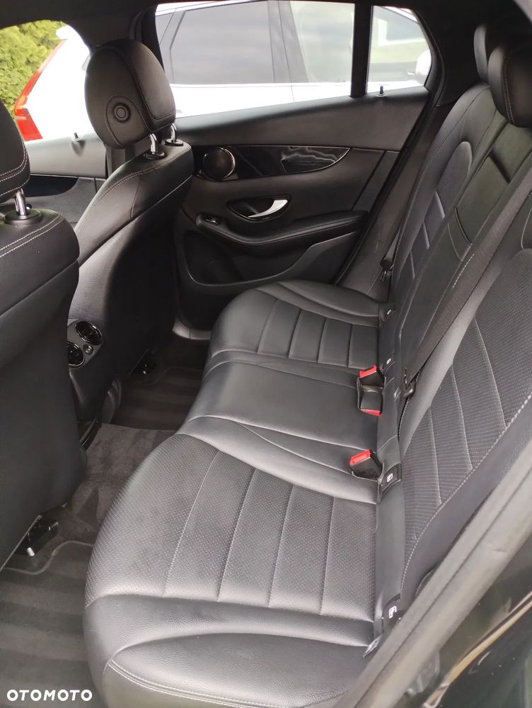 Mercedes-Benz GLC 220 d 4-Matic - 4