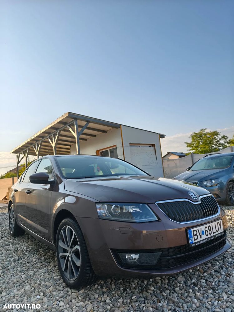 Skoda Octavia 2.0 TDI (Green tec) DSG Ambition - 5