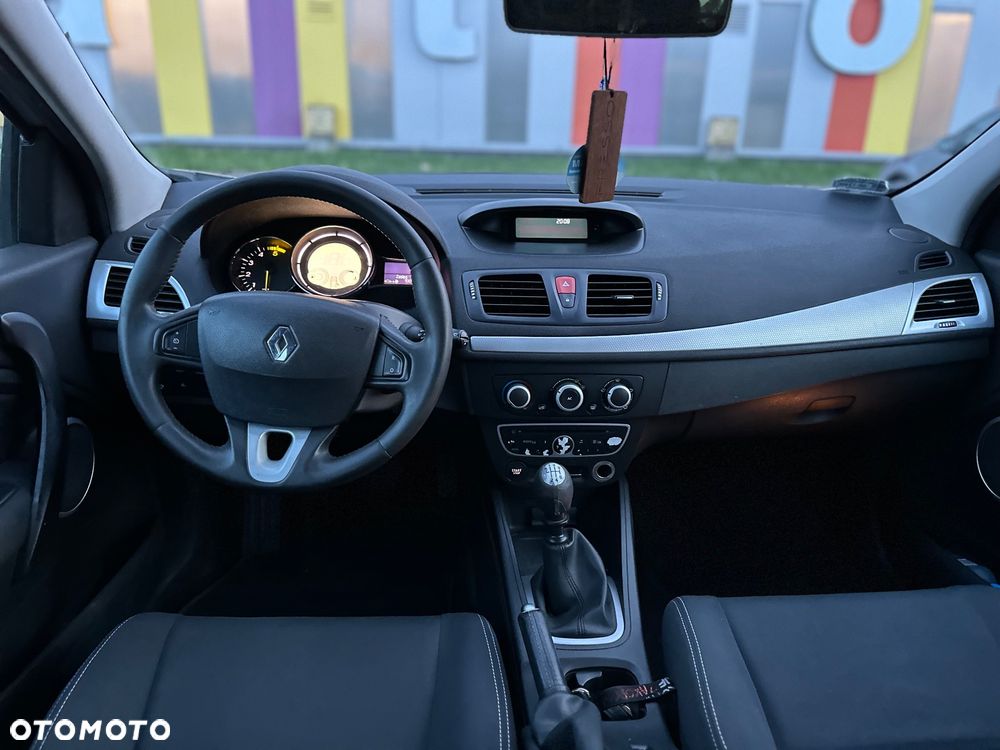 Renault Megane 1.9 dCi Dynamique - 9