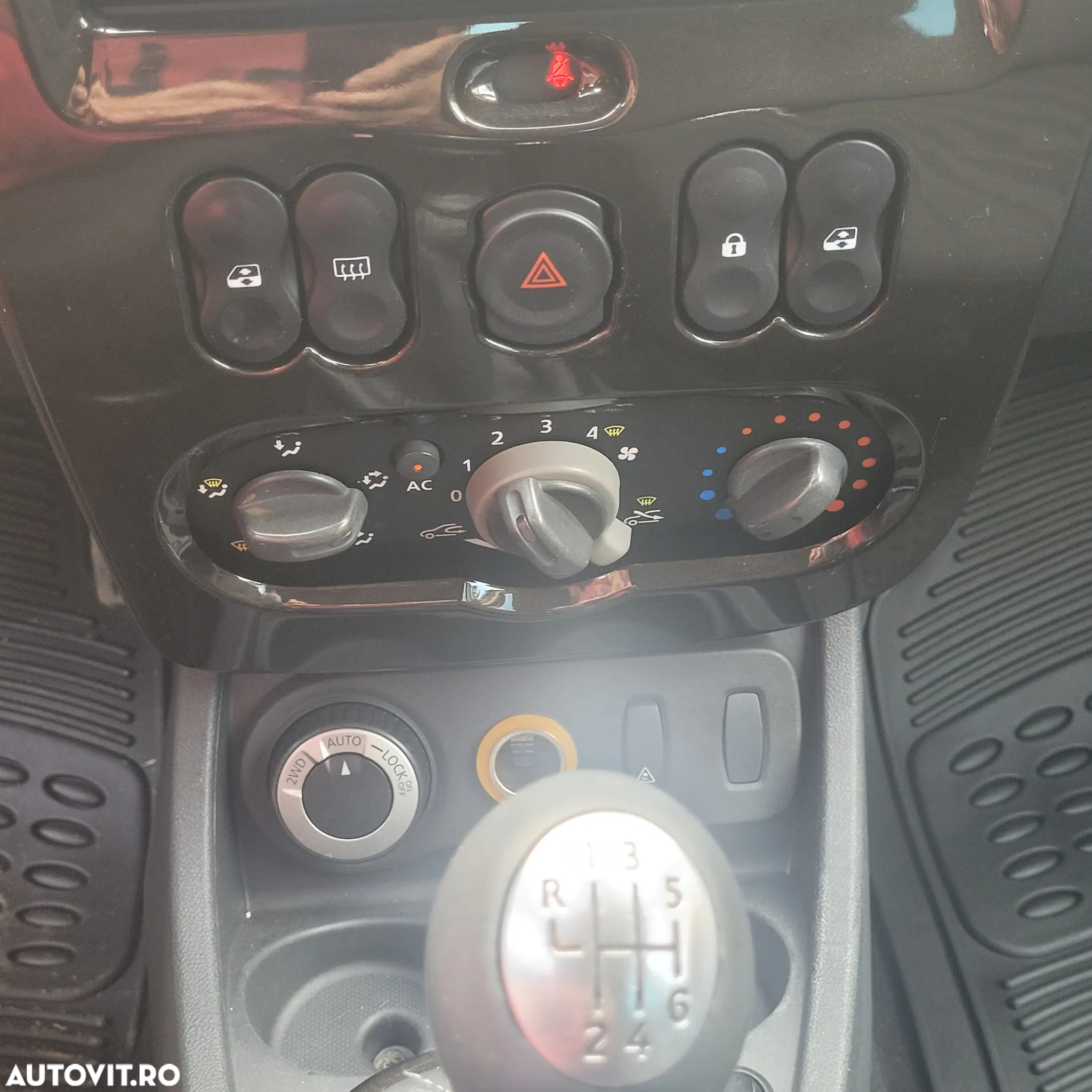 Dacia Duster 1.5 dCi 4x4 Laureate - 8