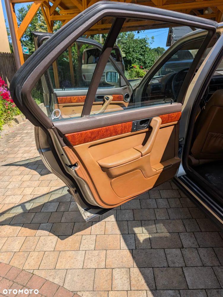BMW Seria 7 750iL - 17