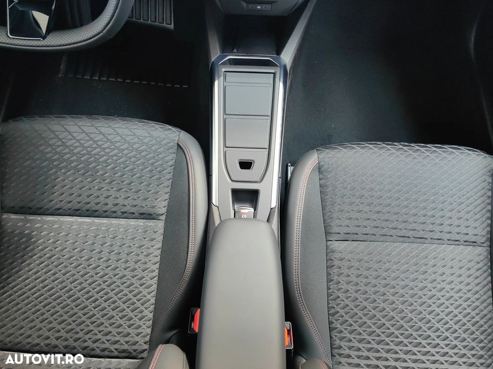 Renault Clio VI TCe 115 EDC Techno - 26