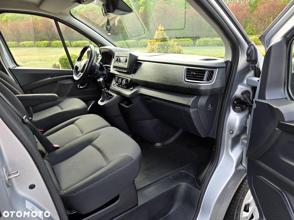 Renault Trafic - 27