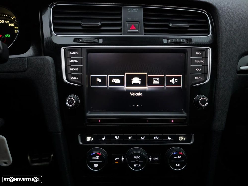 VW Golf - 30