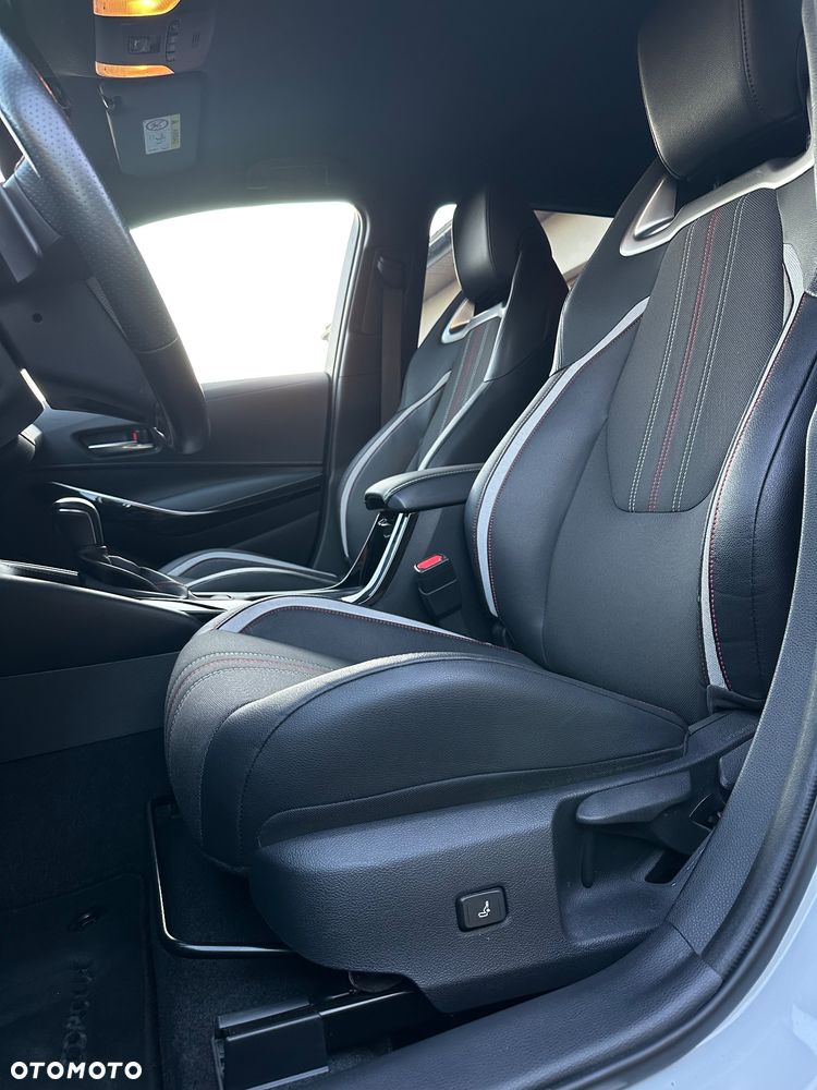 Toyota Corolla 2.0 Hybrid GR Sport - 15