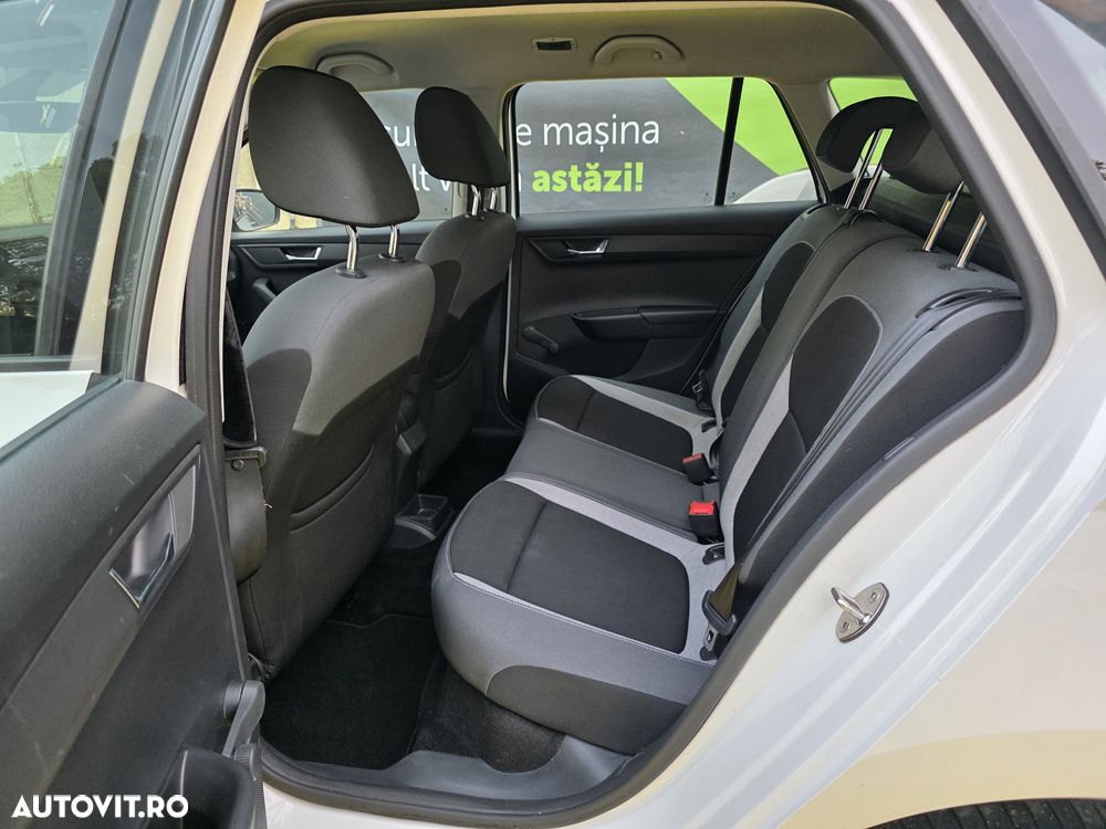 Skoda Fabia - 10