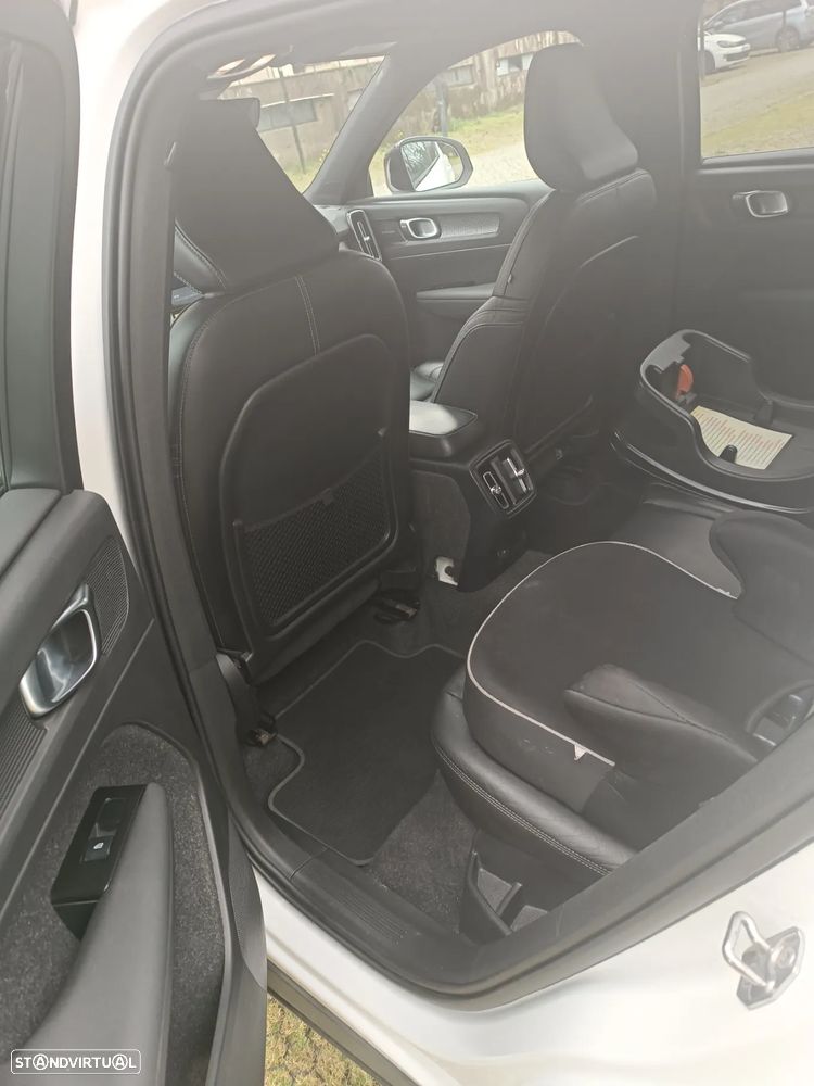 Volvo XC 40 Recharge Twin Pro - 6