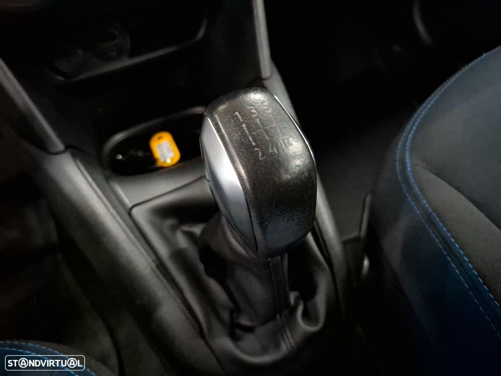 Peugeot 208 1.2 PureTech Style - 17