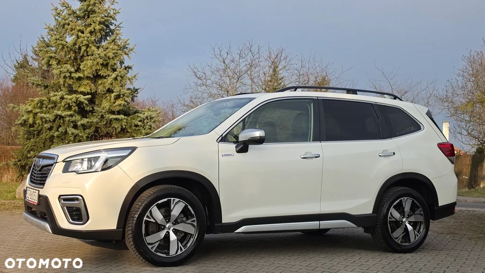 Subaru Forester 2.0i-L Platinum (EyeSight) Lineartronic - 10