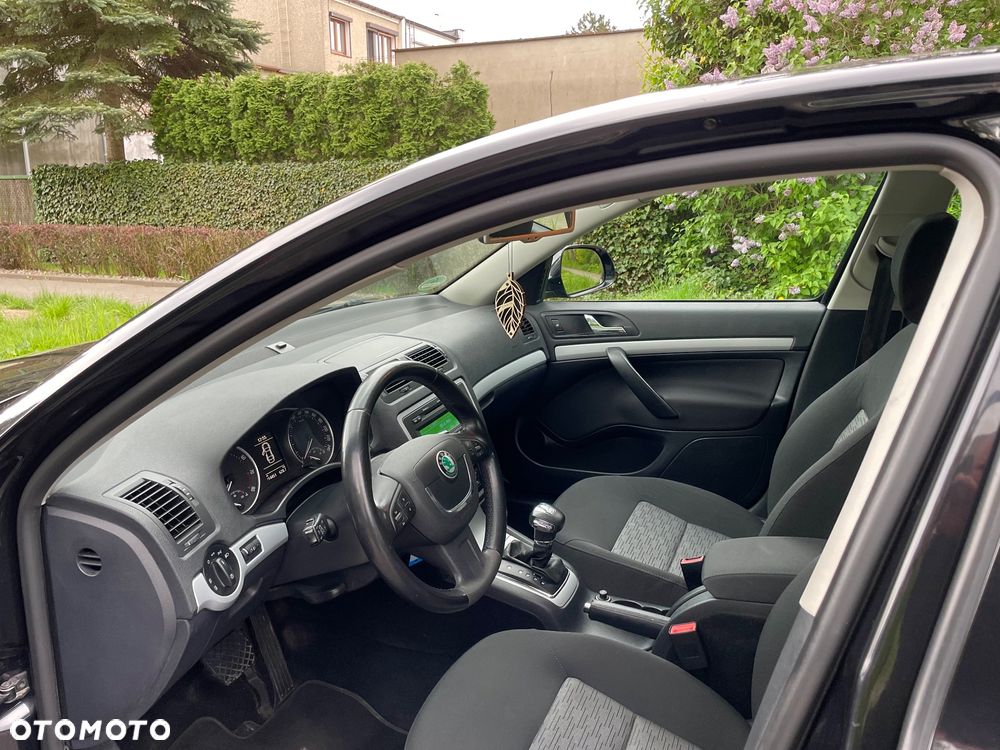 Skoda Octavia 1.4 TSI DSG Elegance - 9