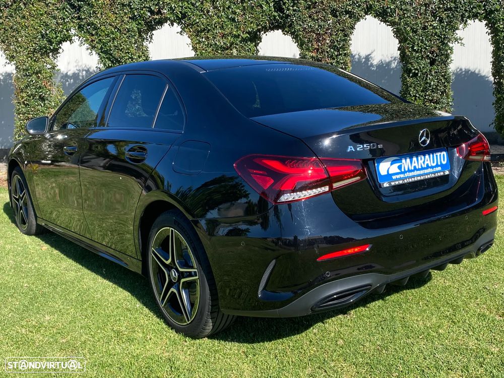 Mercedes-Benz A 250 Limousine e AMG Line - 6