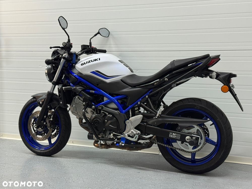 Suzuki SV - 15