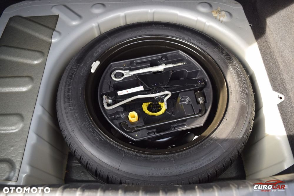 Peugeot 308 1.6 HDi Premium - 22