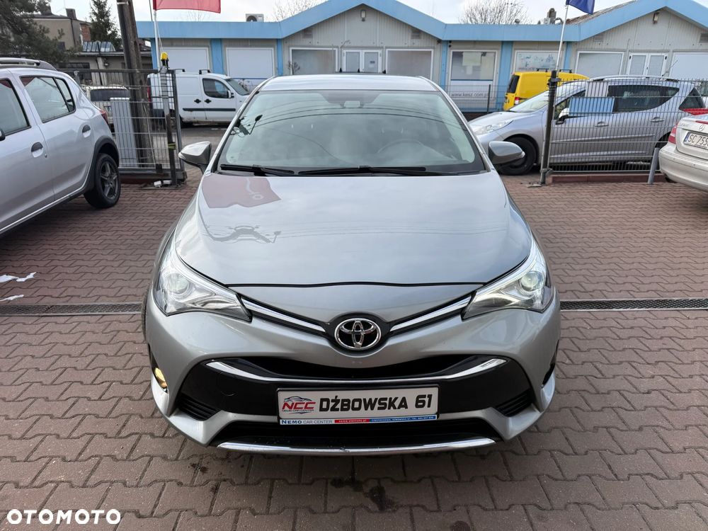 Toyota Avensis - 3