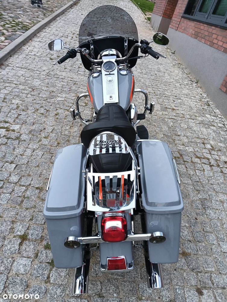 Harley-Davidson Touring Road King - 14