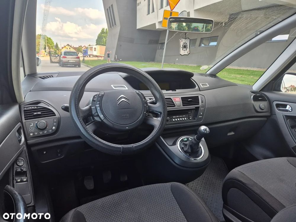 Citroën C4 Picasso 1.6 HDi Impress - 20