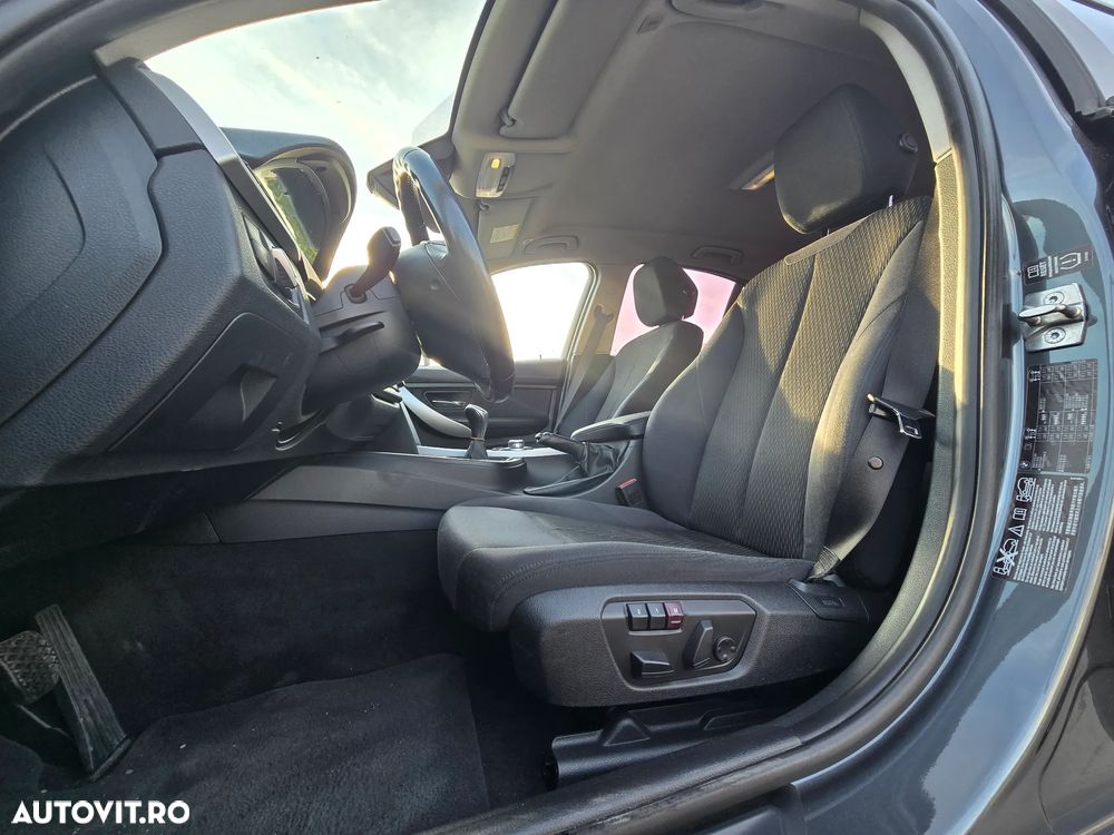 BMW Seria 3 320d xDrive - 7