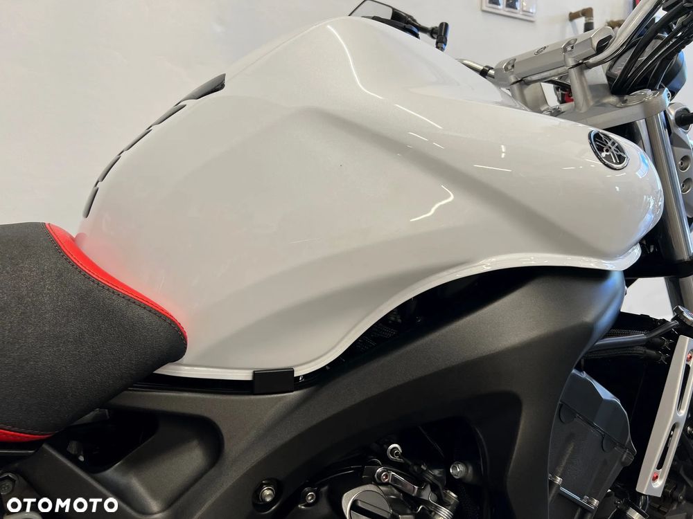 Yamaha FZ6 - 28