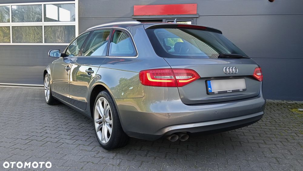 Audi A4 Avant - 6