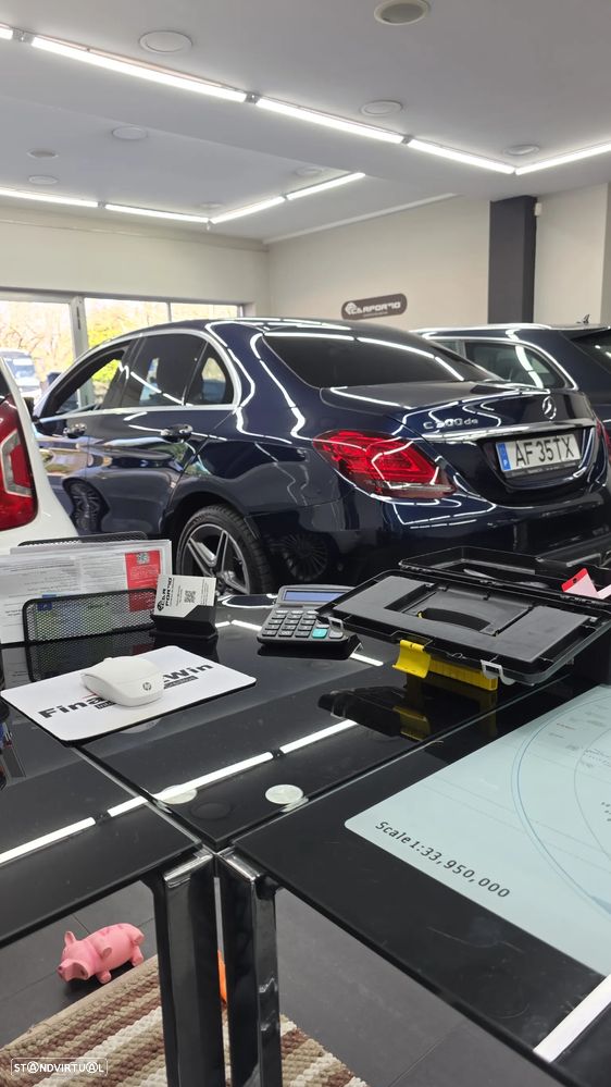 Mercedes-Benz C 300 - 18