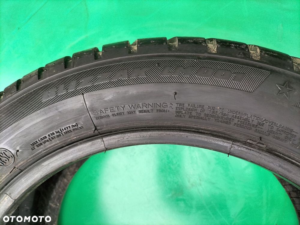 BRIDGESTONE BLIZZAK LM001 RSC 225/50/17, 1szt 7 mm - 4