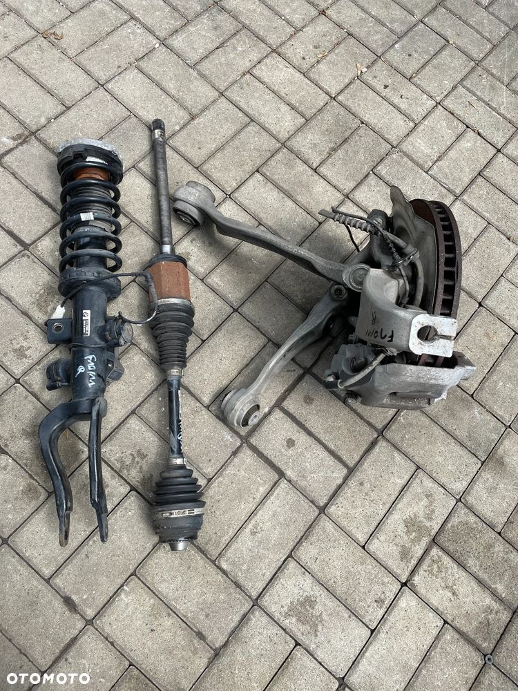 BMW 5 F10 F11 zawieszenie wahacze prawy przód VDC amortyzator xdrive