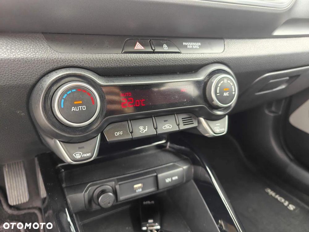 Kia Stonic 1.0 T-GDI MHEV L Business Line - 19