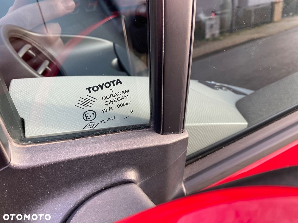 Toyota Yaris 1.0 VVT-i Cool - 12