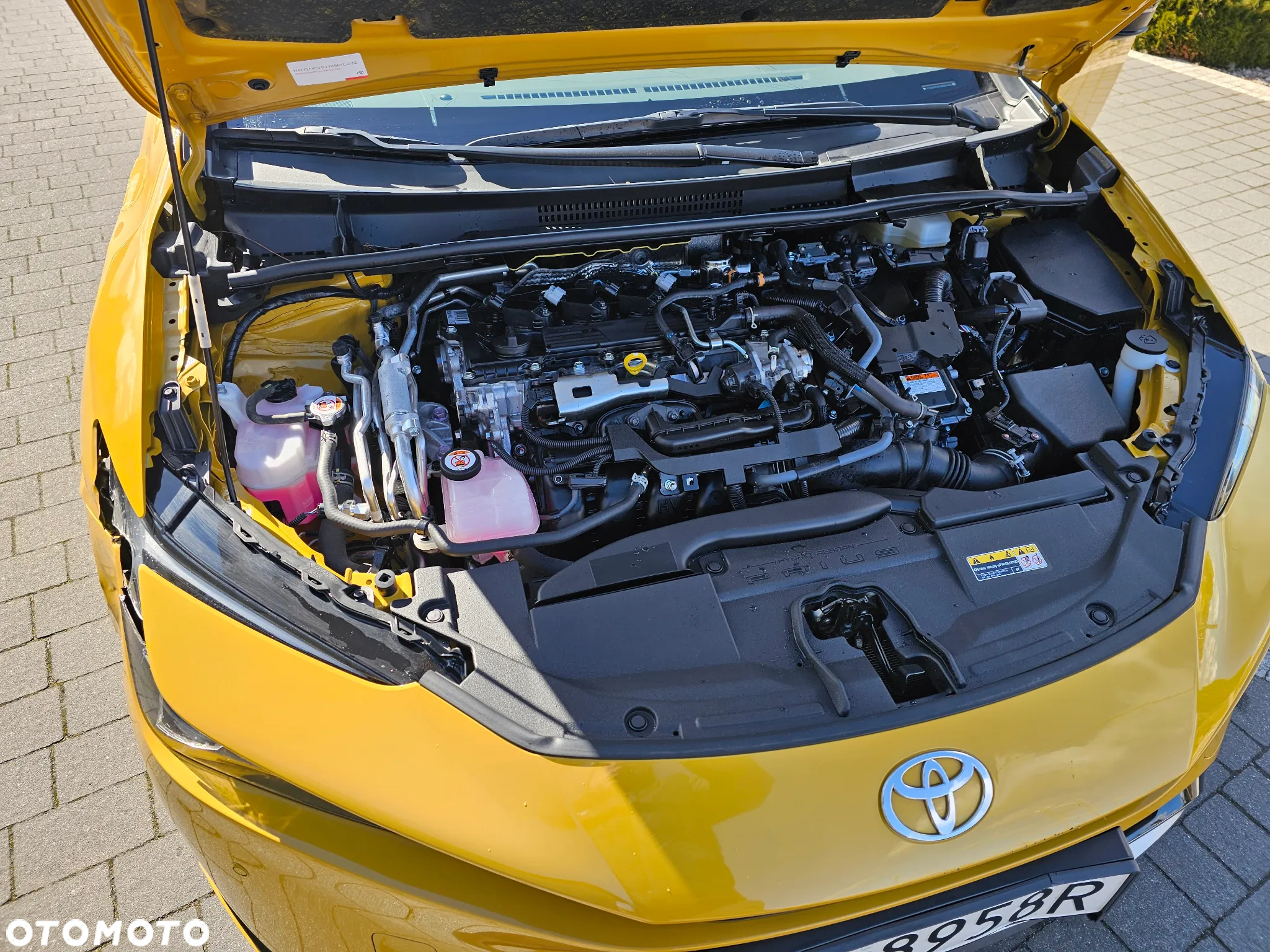 Toyota Prius Plug-in 2.0 Hybrid Prestige - 25