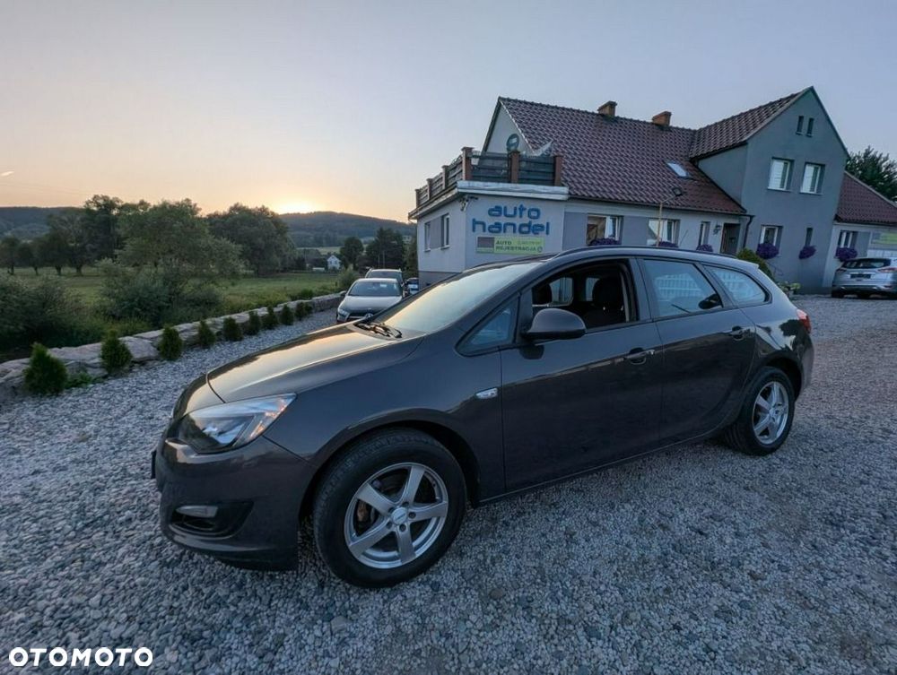 Opel Astra - 1