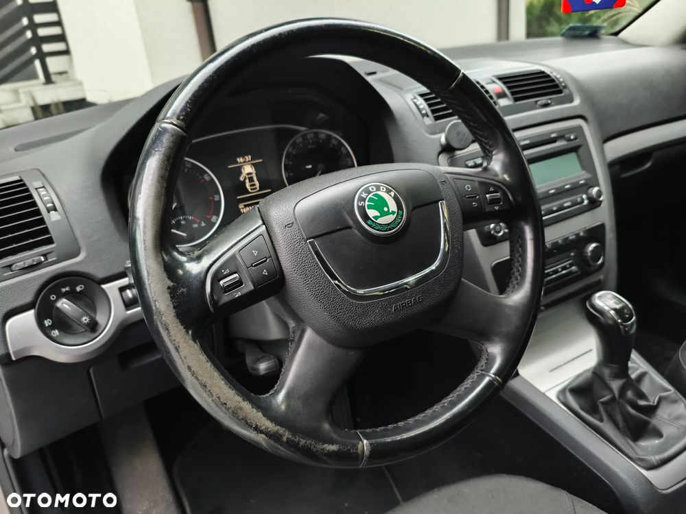 Skoda Octavia - 10