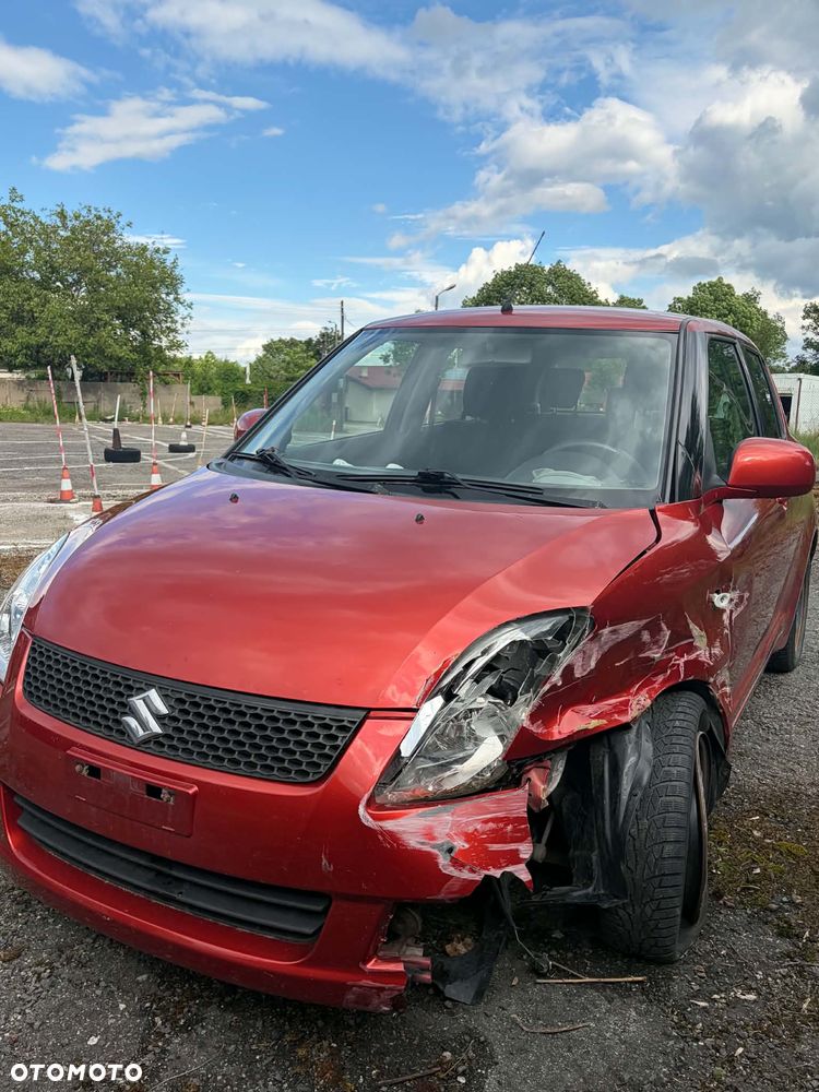 Suzuki Swift 1.3 GLX / Comfort - 1