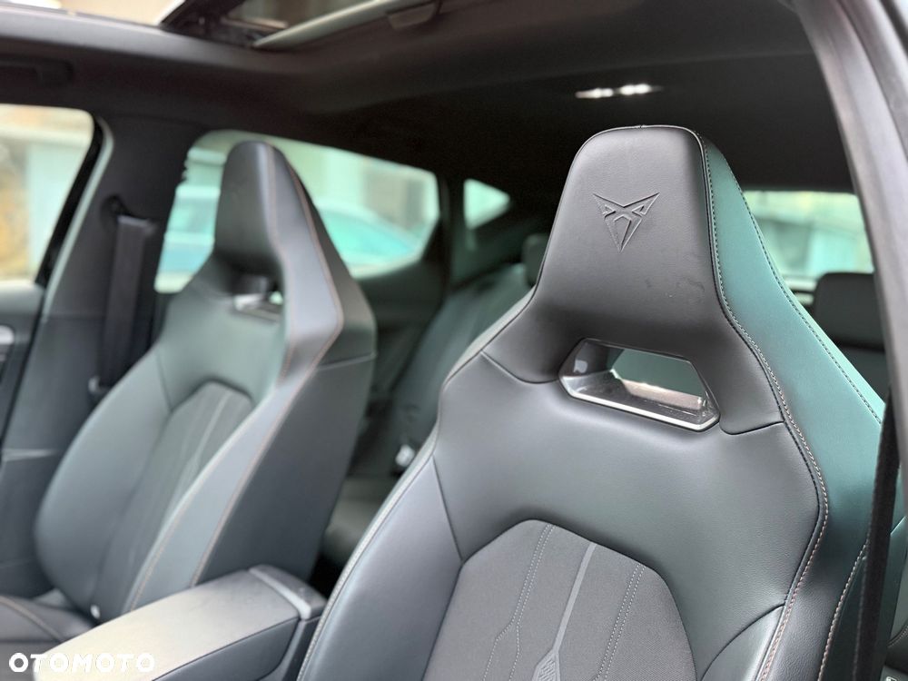 Cupra Leon 2.0 TSI DSG - 20