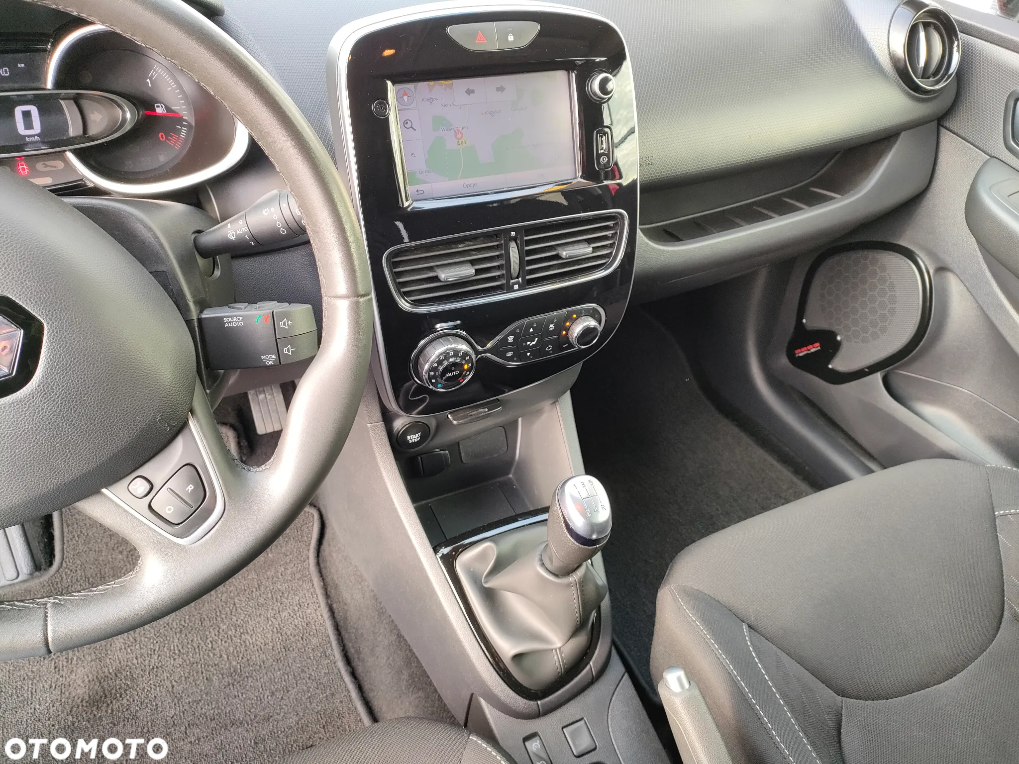 Renault Clio Grandtour Energy TCe 90 Start & Stop LIMITED 2018 - 18